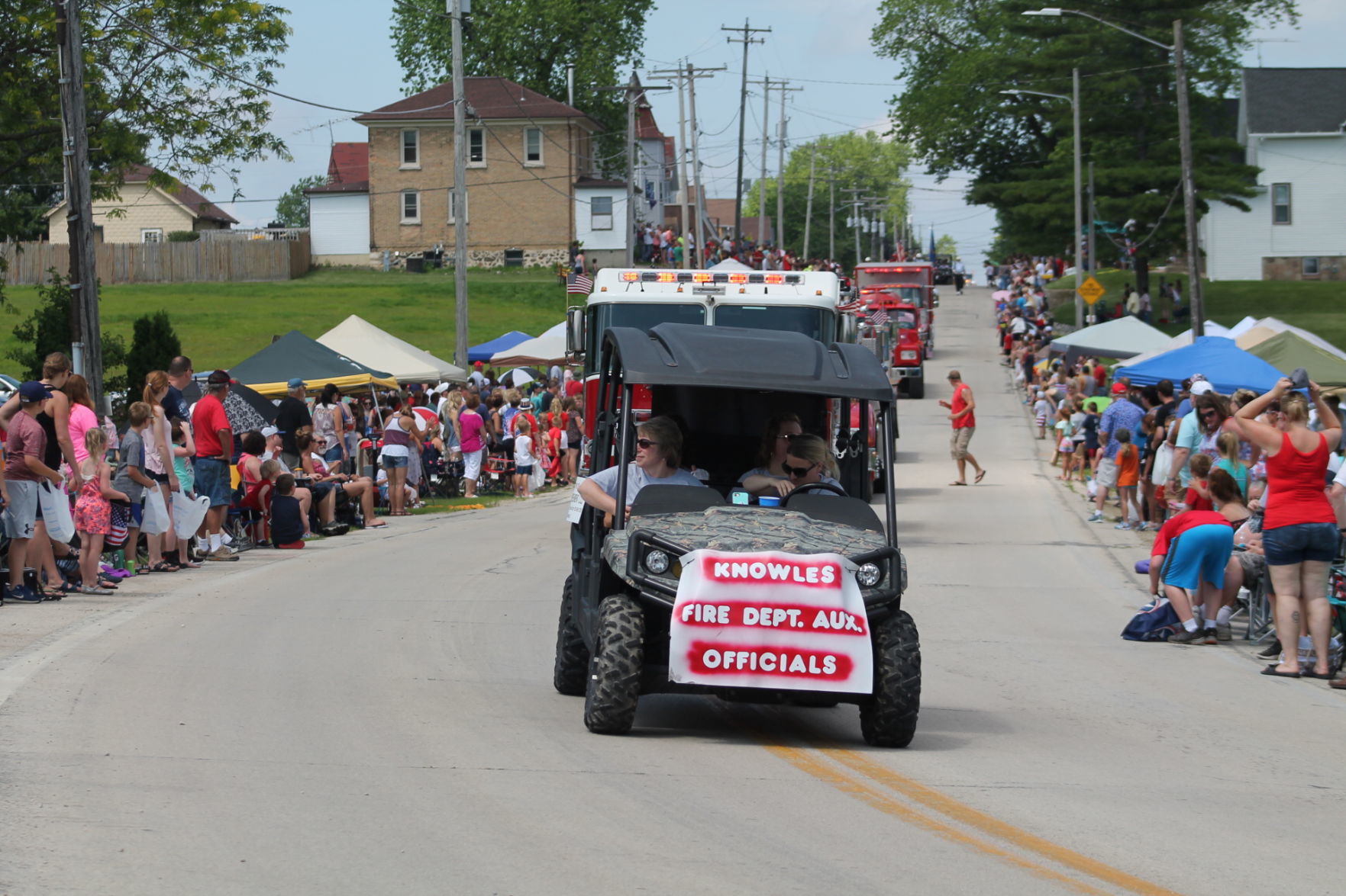 Knowles July 4 Parade 011.JPG